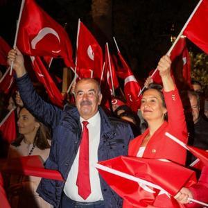 Başkan Türkyılmaz, Cumhuriyet’in 100. yılı için Mudanya’dan Çankaya’ya yürüyecek