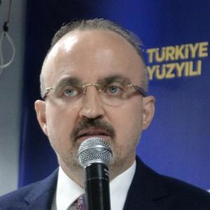 Bülent Turan: Bu bakanlar, AK Parti üyesi değil mi