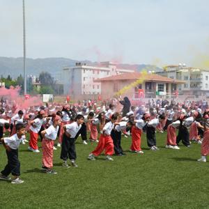 Silopi’de şenlik havasında 23 Nisan kutlamaları