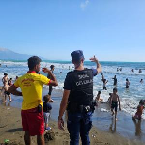 Hatay’da sahil güvenlik ekipleri vatandaşları bilgilendirdi