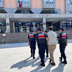 Edirne’de ‘çocuğun cinsel istismarı’ suçundan 15 yıl hapisle aranan şüpheli yakalandı