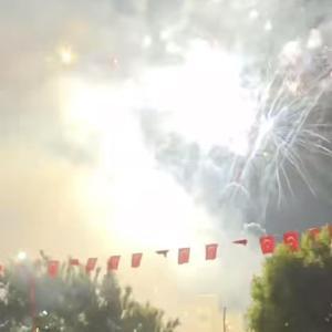 Bartında havai fişekleri ateşleyen işçi yaralandı